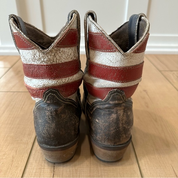 Roper American Beauty Cowboy Boots - Picture 4 of 9